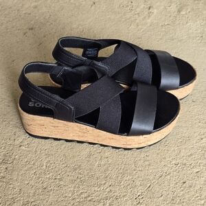 Sorel Cameron Platform Slingback in Black, size 8.5